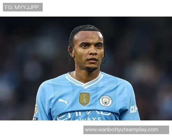 阿坎吉谈换位策略：黄牌压力下我愿意承担更多风险